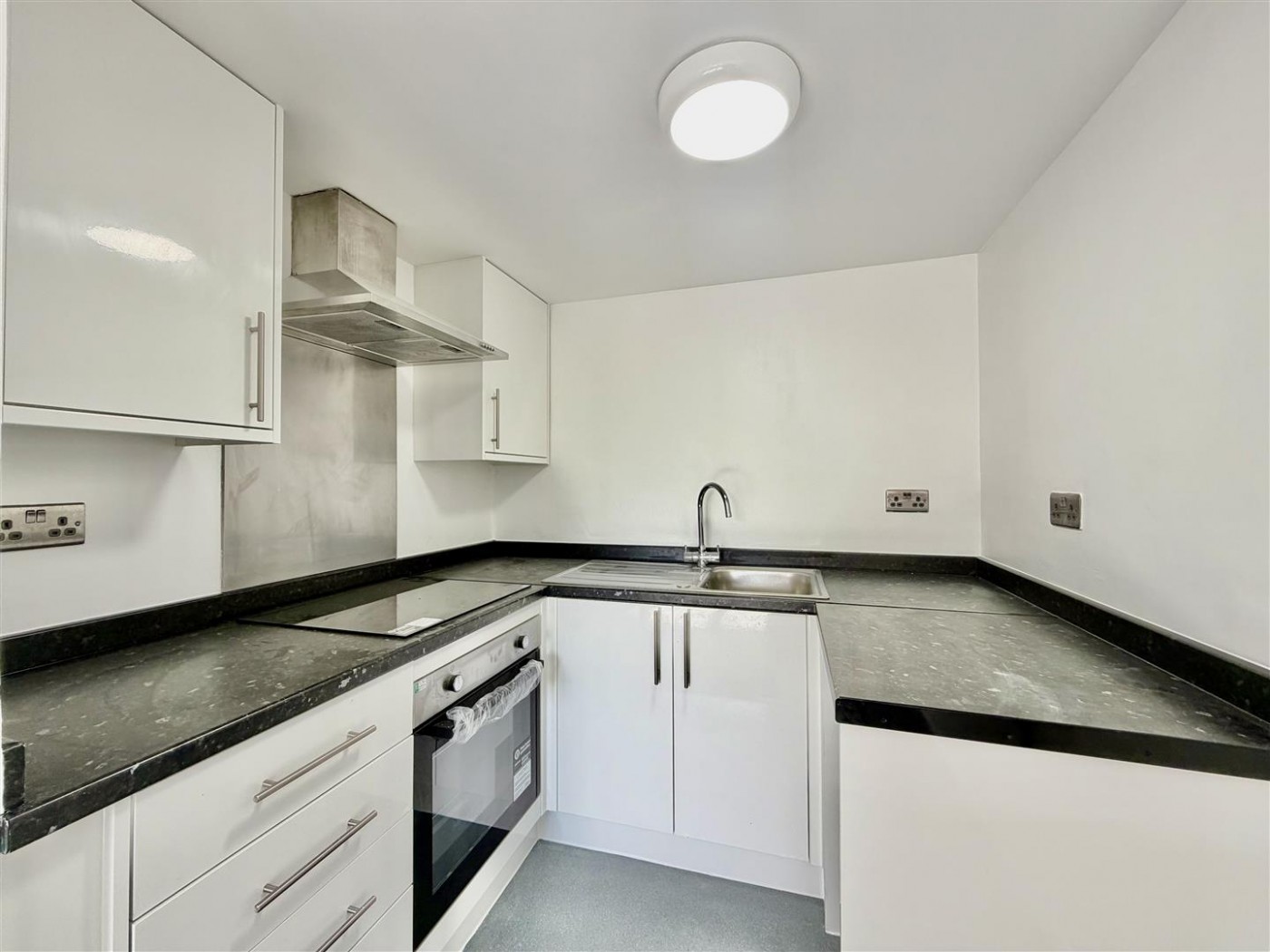 Images for Deerhurst Close, Feltham, TW13