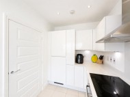 Images for Hunting Place, Heston, TW5