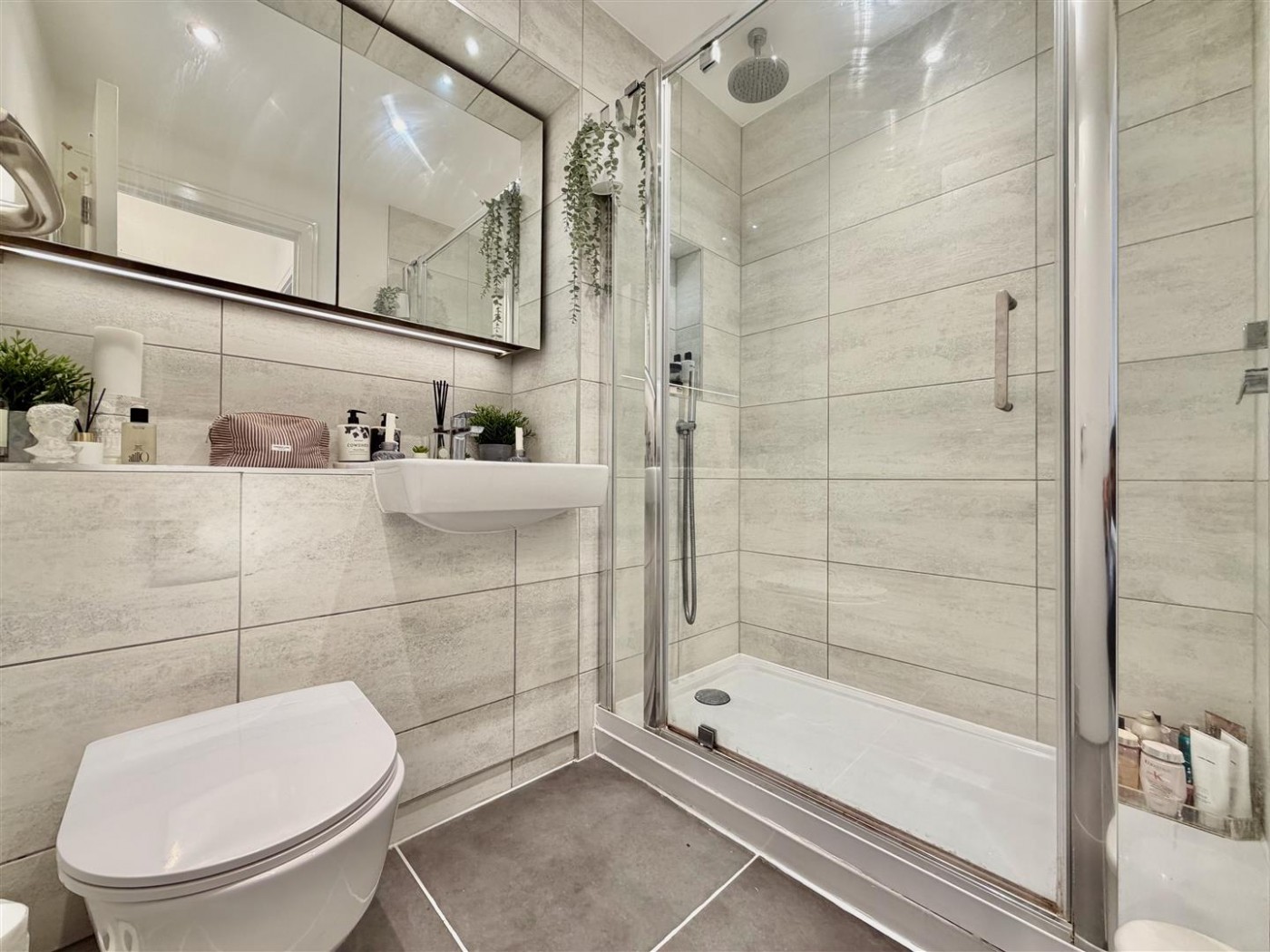 Images for Ashwell House, Healum Avenue, Southall, UB2
