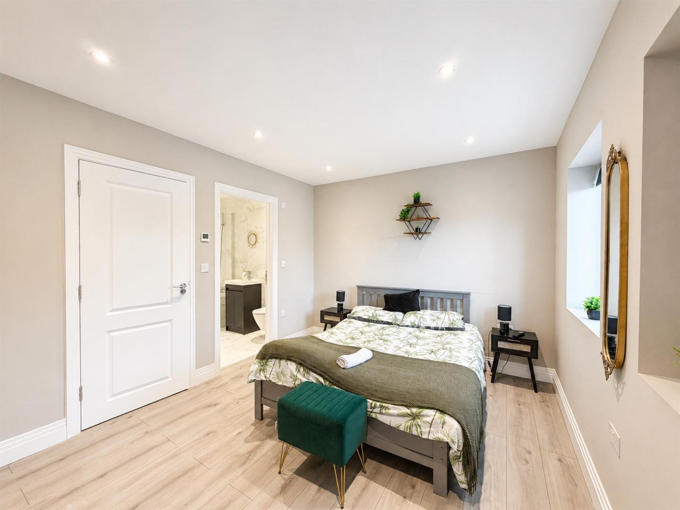 Images for Bath Road, Harmondsworth, West Drayton UB7