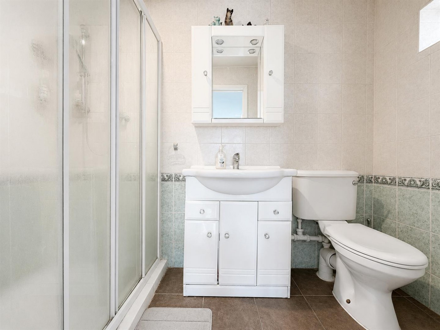 Images for Alderney Avenue, Heston/ Osterley, TW5