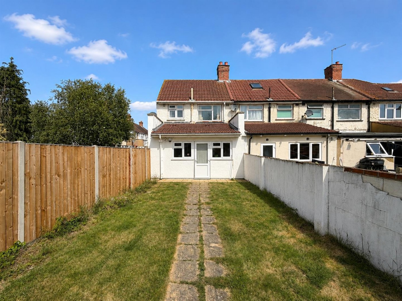 Images for St. Crispins Close, Southall, UB1