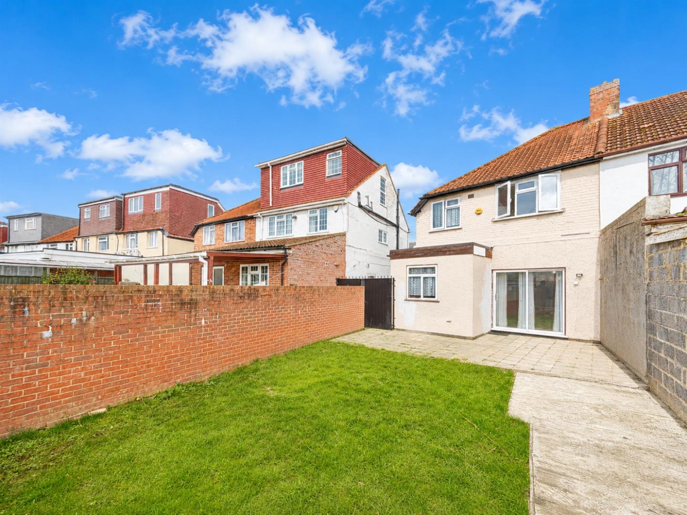 Images for Walnut Tree Road, Heston, TW5