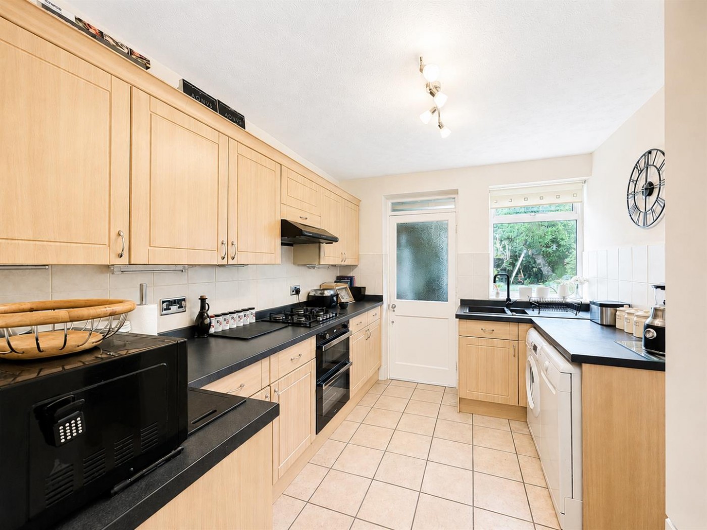 Images for Newlands Close, Southall, UB2