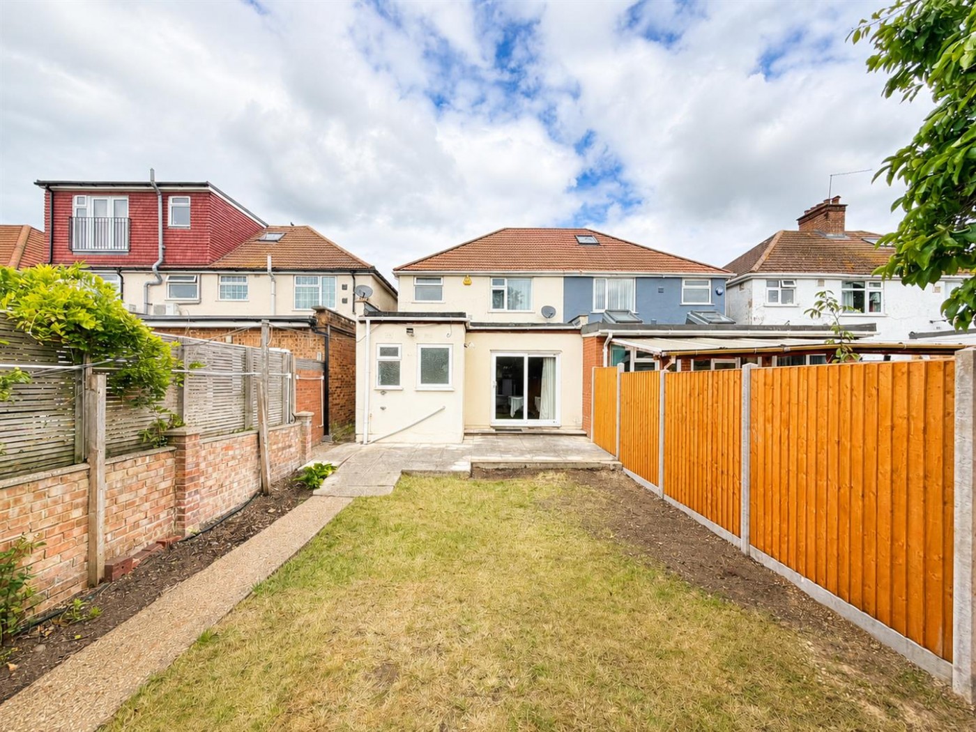 Images for Hinton Avenue, Hounslow, TW4