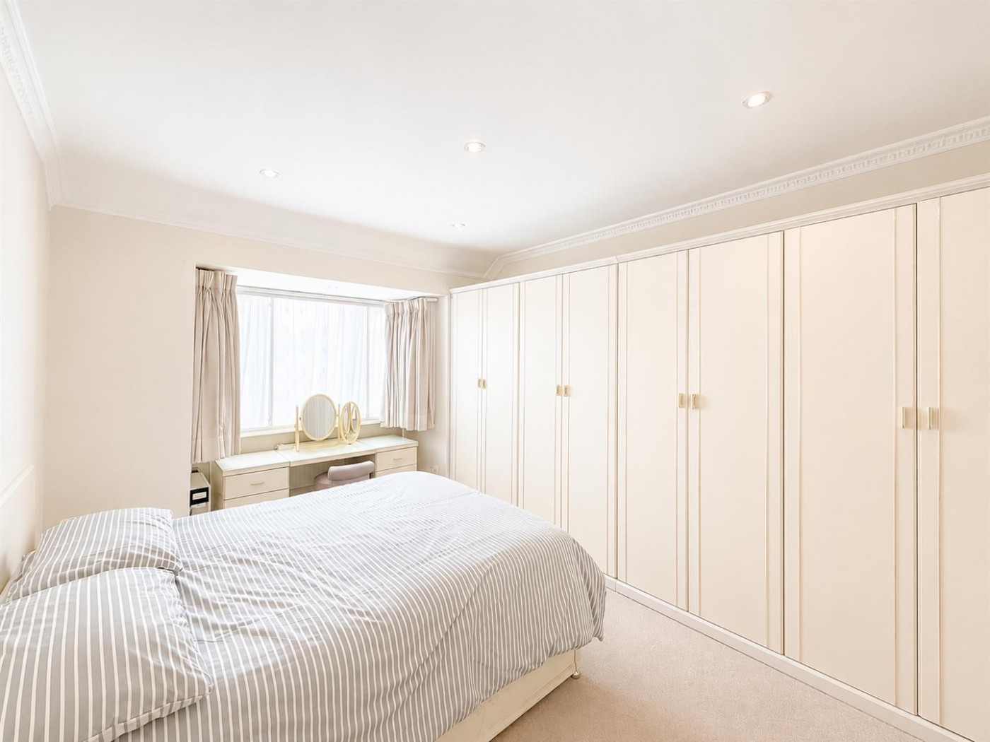 Images for Hinton Avenue, Hounslow, TW4