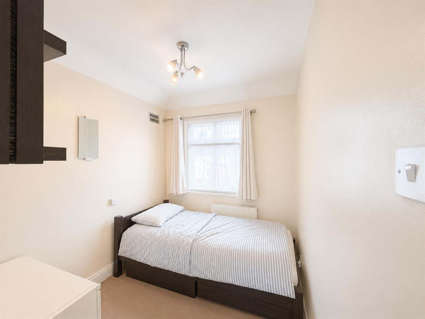 Images for Hinton Avenue, Hounslow, TW4