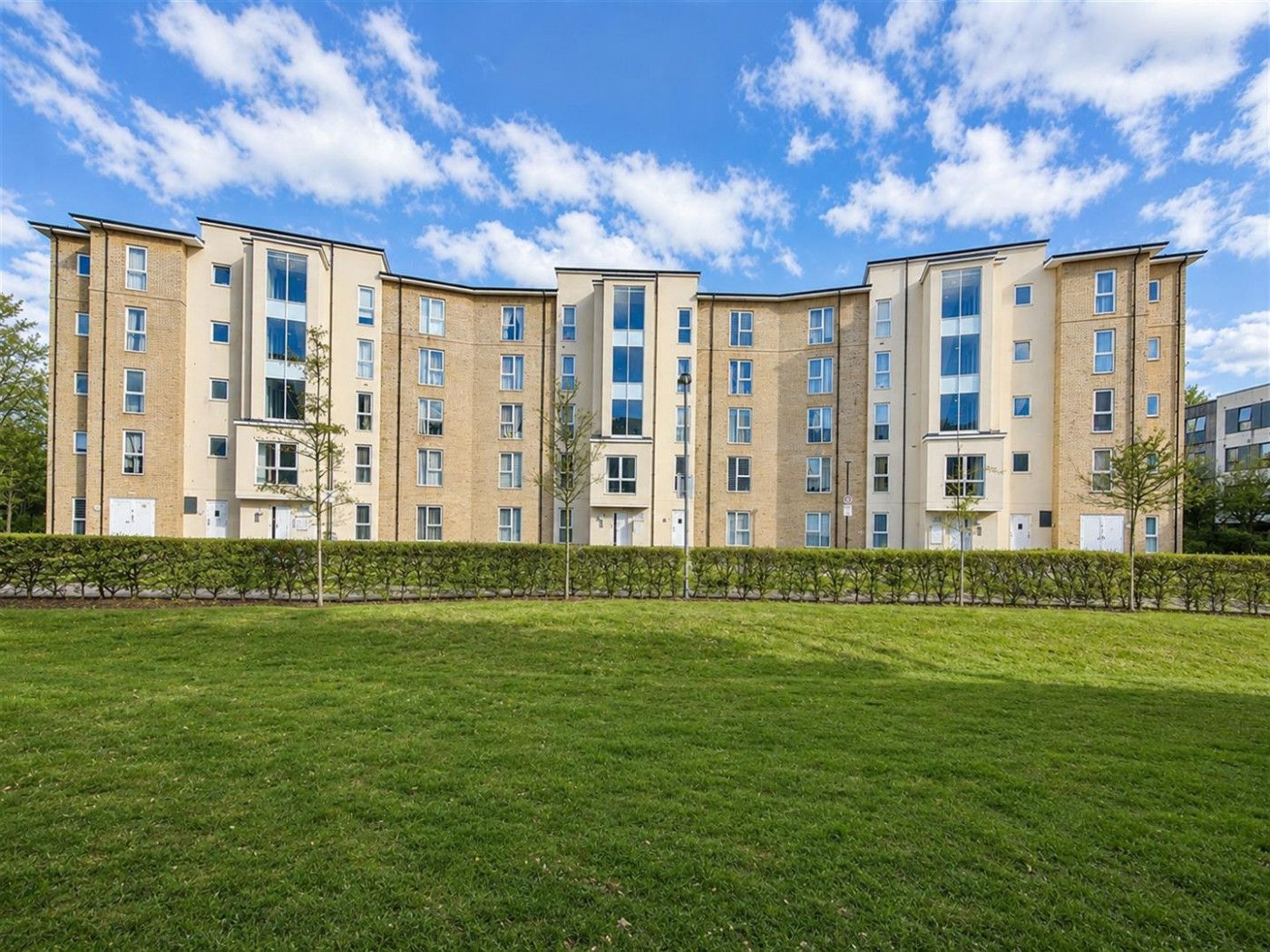 Images for Mayfair Court, Hunting Place, Heston, TW5