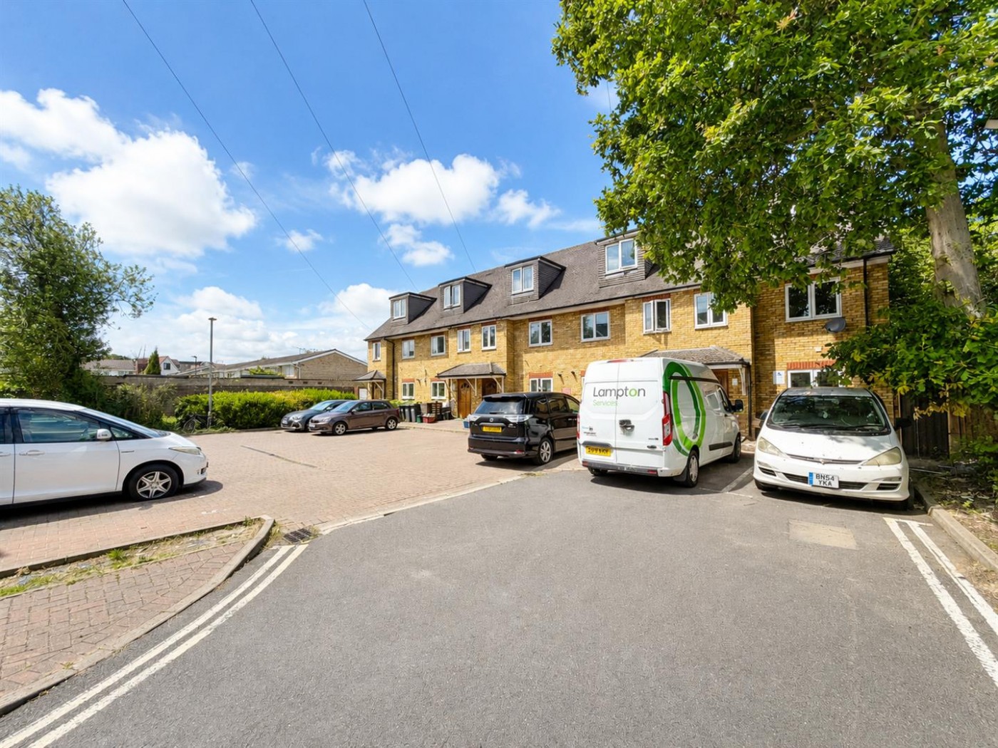 Images for Kavan Gardens, Cranford, TW5