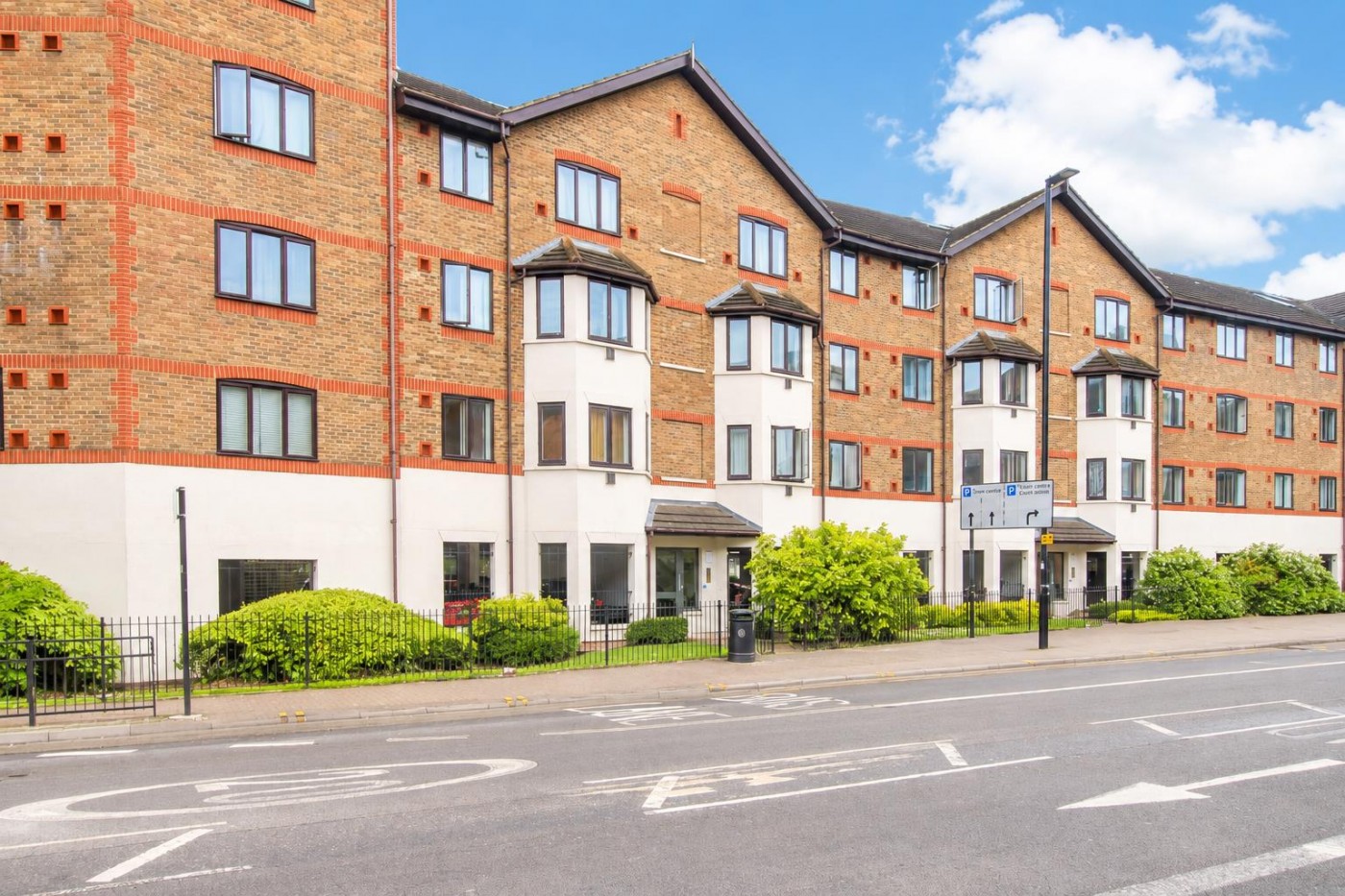 Images for Juniper Court, Grove Road, Hounslow, TW3