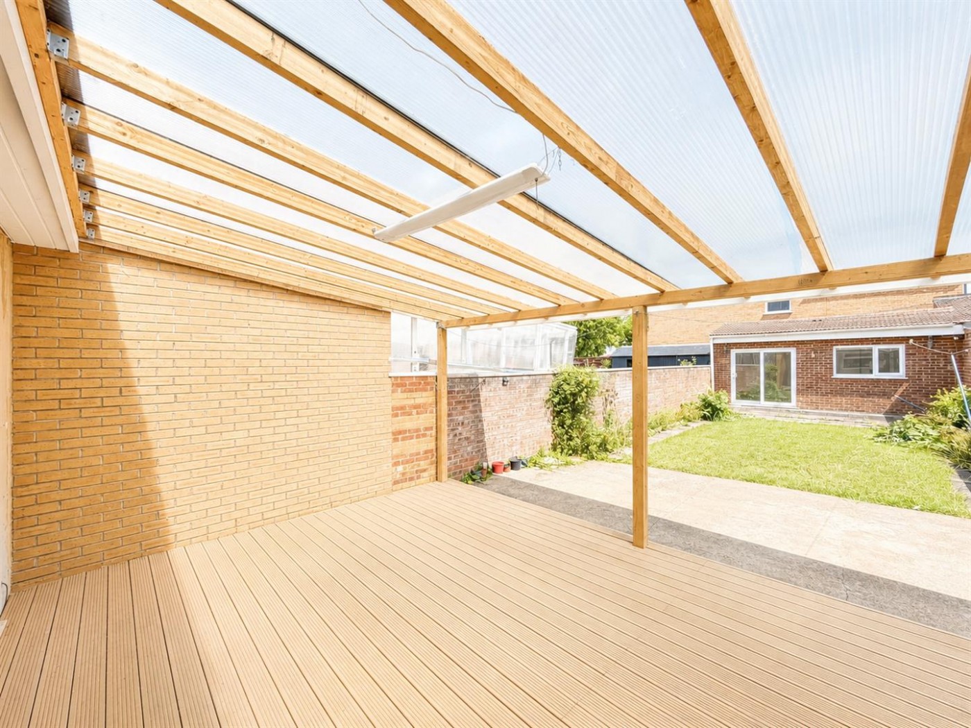 Images for Ash Grove, Heston, TW5