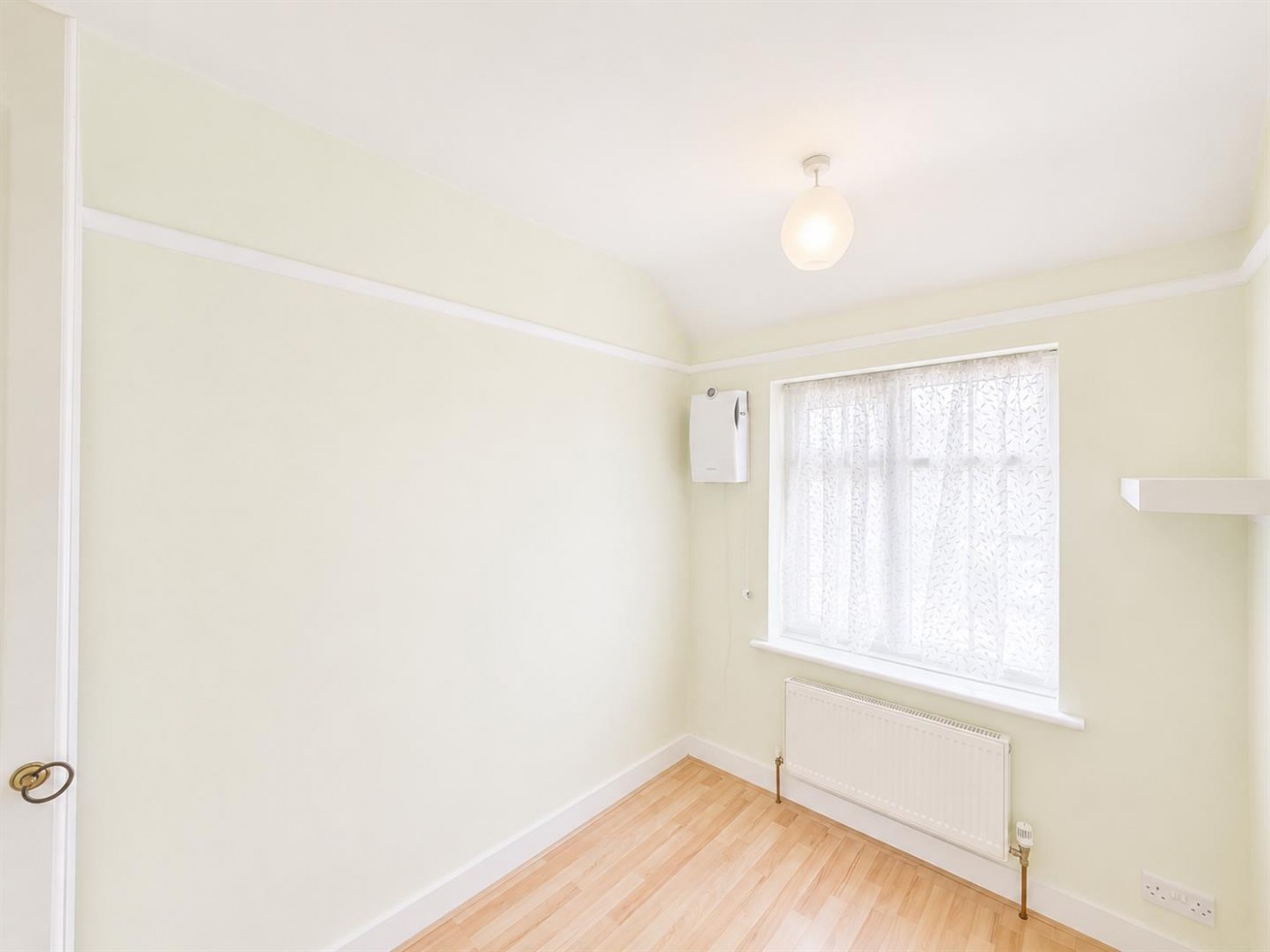 Images for Ash Grove, Heston, TW5