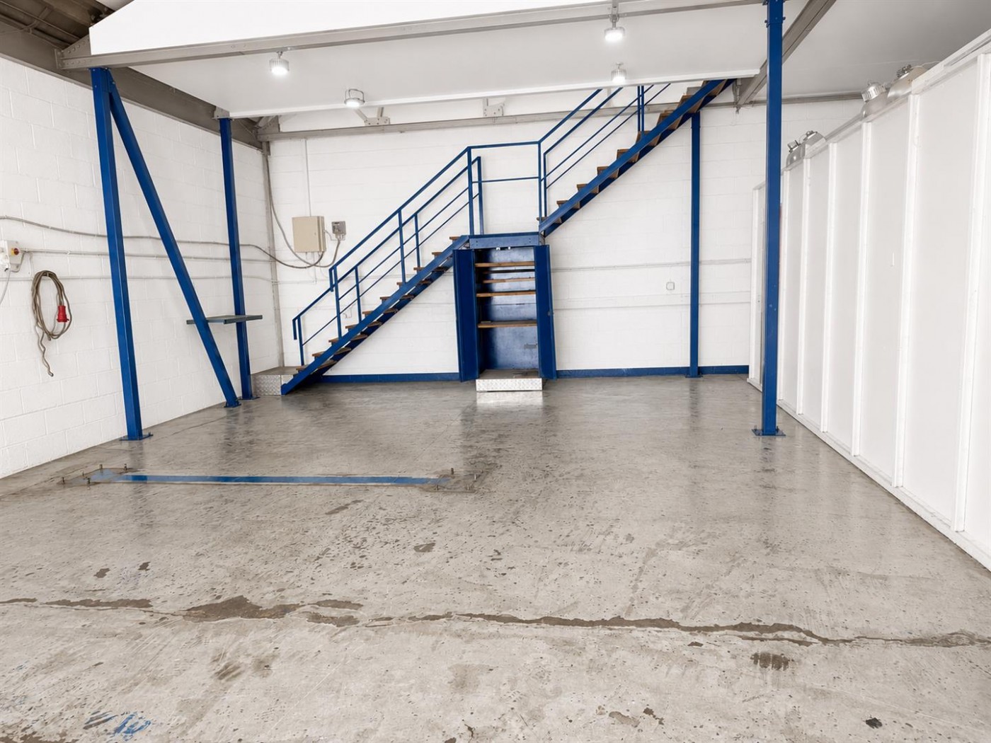Images for Bridge Road, Southall, UB2