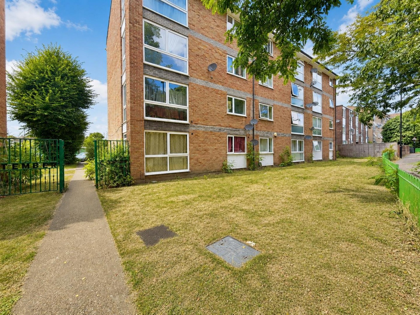Images for September Court, Dormers Wells Lane, Southall, UB1