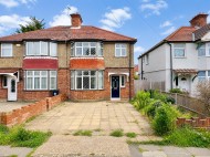 Images for Meadow Waye, Heston, TW5