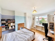 Images for Meadow Waye, Heston, TW5