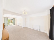 Images for Hogarth Gardens, Heston, TW5