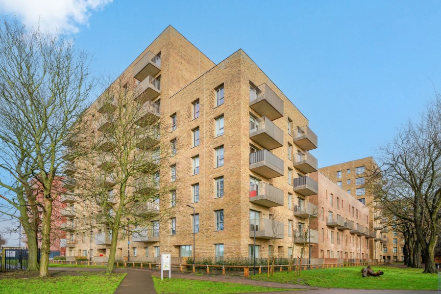 Images for Lampton Parkside, West London, TW3